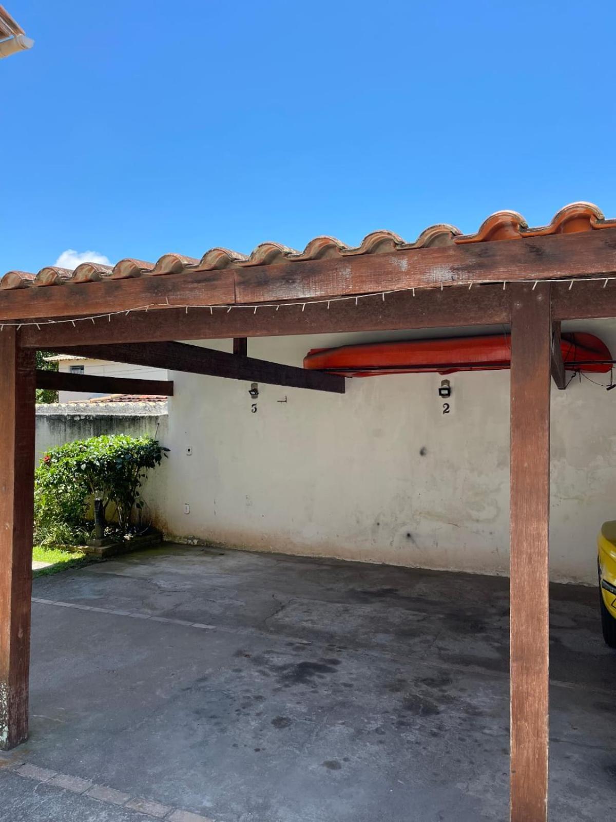Casa Em Bairro Nobre A 5 Minutos Da *